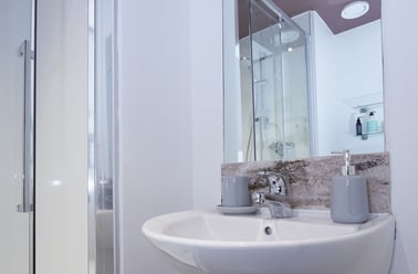 Studio Plus, Woodside House, 90 South Woodside Road, Maryhill, Glasgow - Image 2